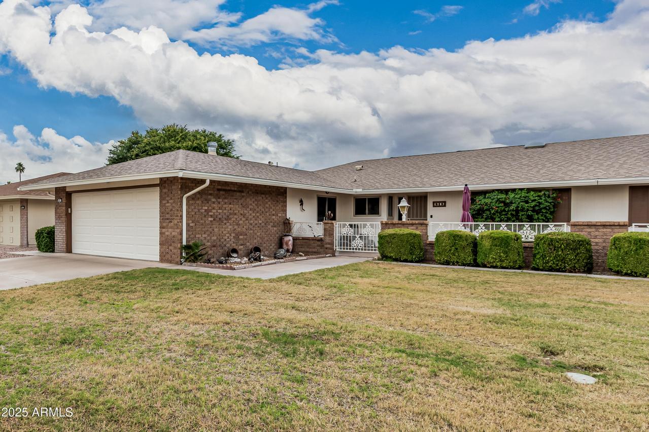 9606 W Long Hills Dr., Sun City, AZ 85351