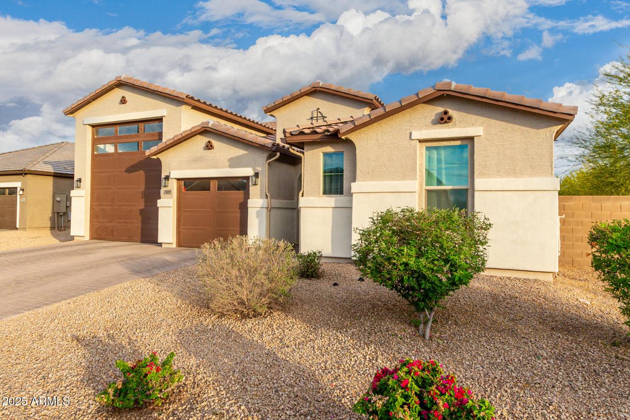 7829 W Warner St., Phoenix, AZ 85043
