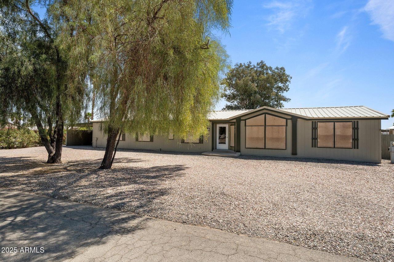 39899 Wyoming Way, Salome, AZ 85348