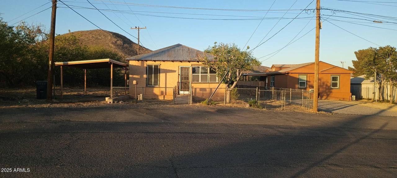 208 N Cleveland Ave., Bisbee, AZ 85603