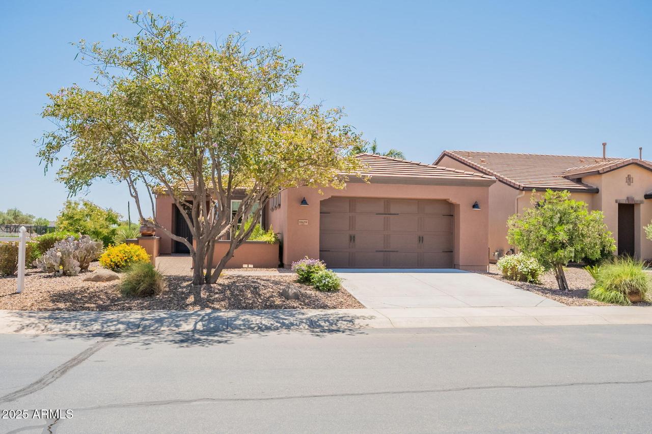 1809 E Adelante Way, Queen Creek, AZ 85140