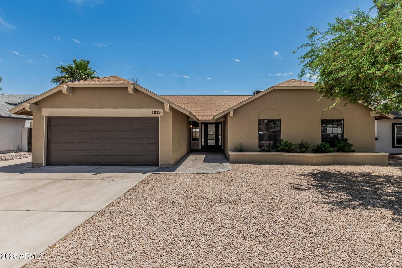 1019 W Mohawk Ln., Phoenix, AZ 85027