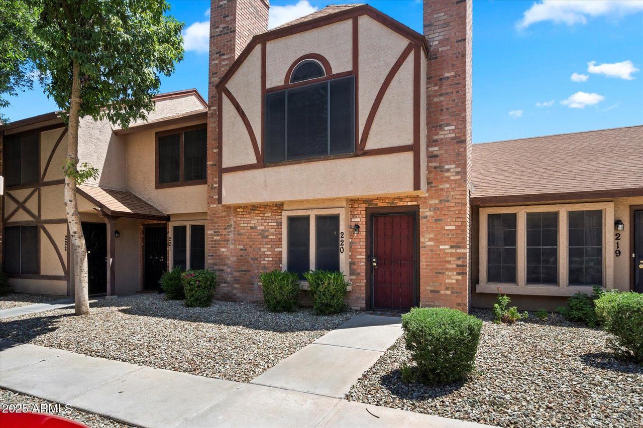 7977 W Wacker Rd. #220, Peoria, AZ 85381