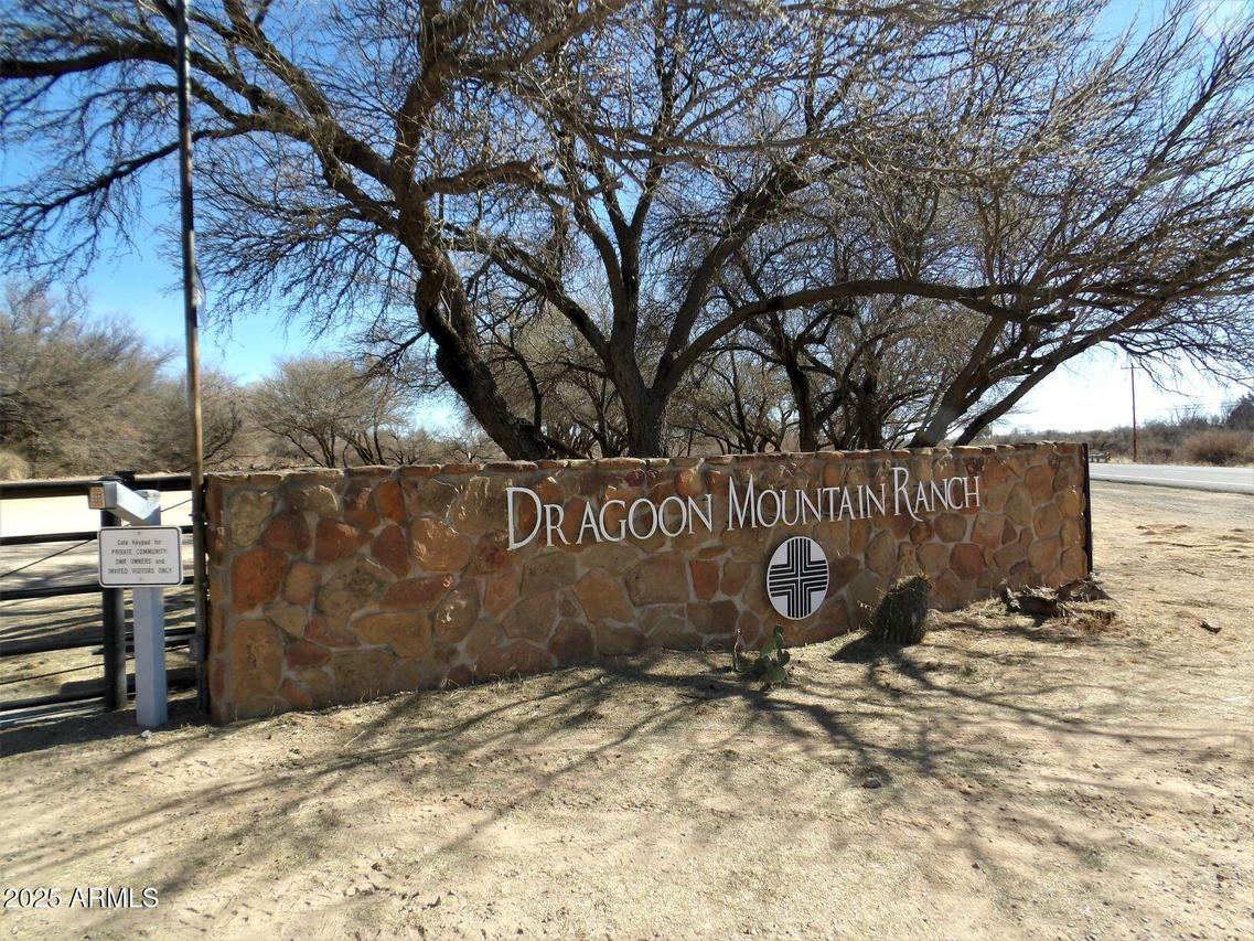 70 E Tom Jeffords Dr., Benson, AZ 85602