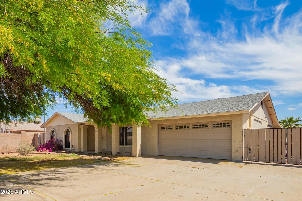 1407 W Utopia Rd., Phoenix, AZ 85027