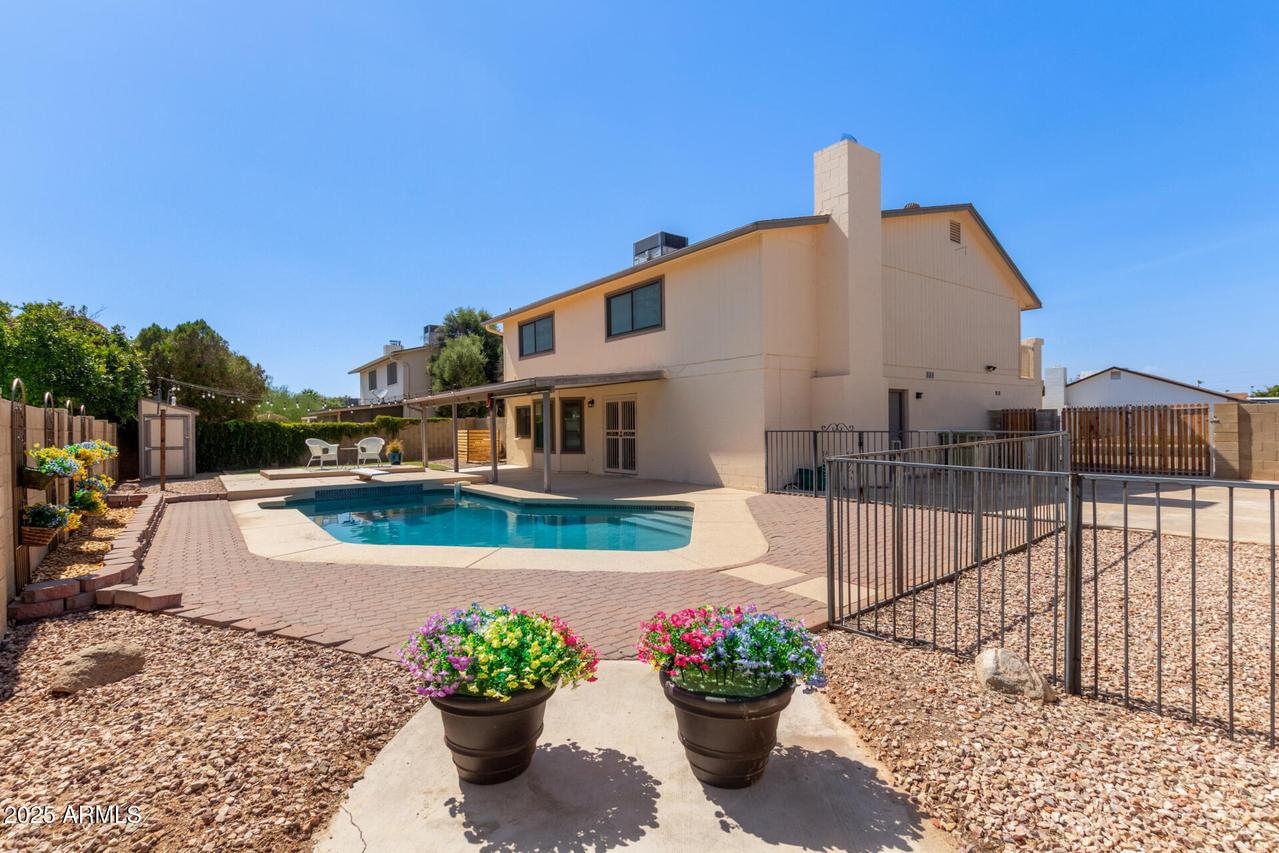 6101 W Sunnyside Dr., Glendale, AZ 85304