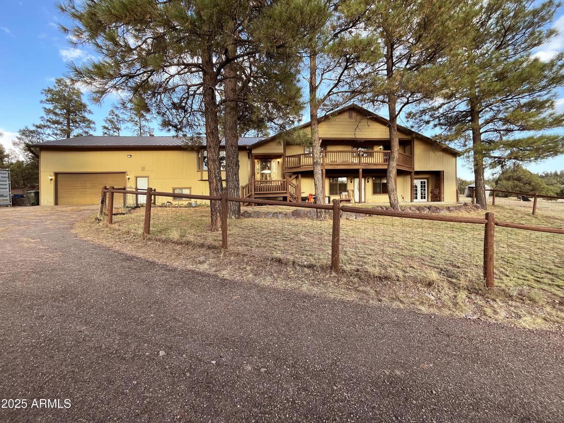 5408 Corda Ln., Show Low, AZ 85901