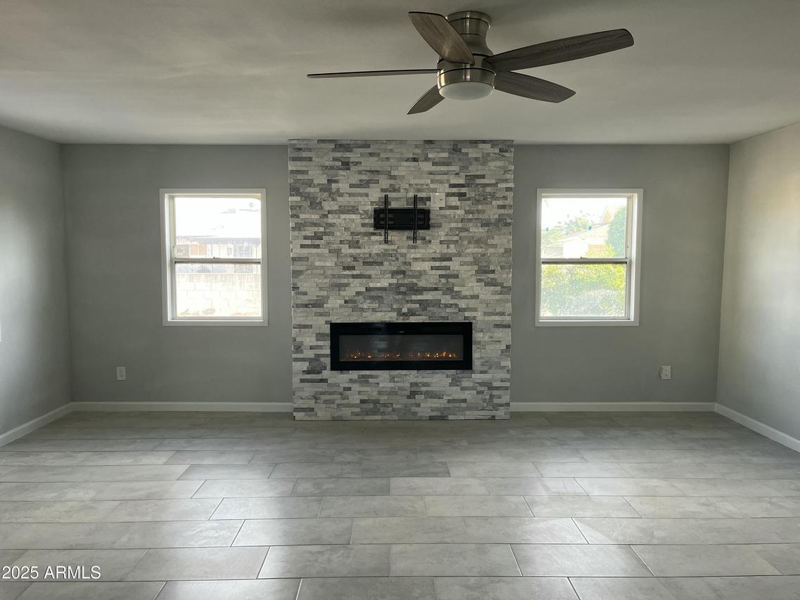 12213 N Augusta Dr., Sun City, AZ 85351