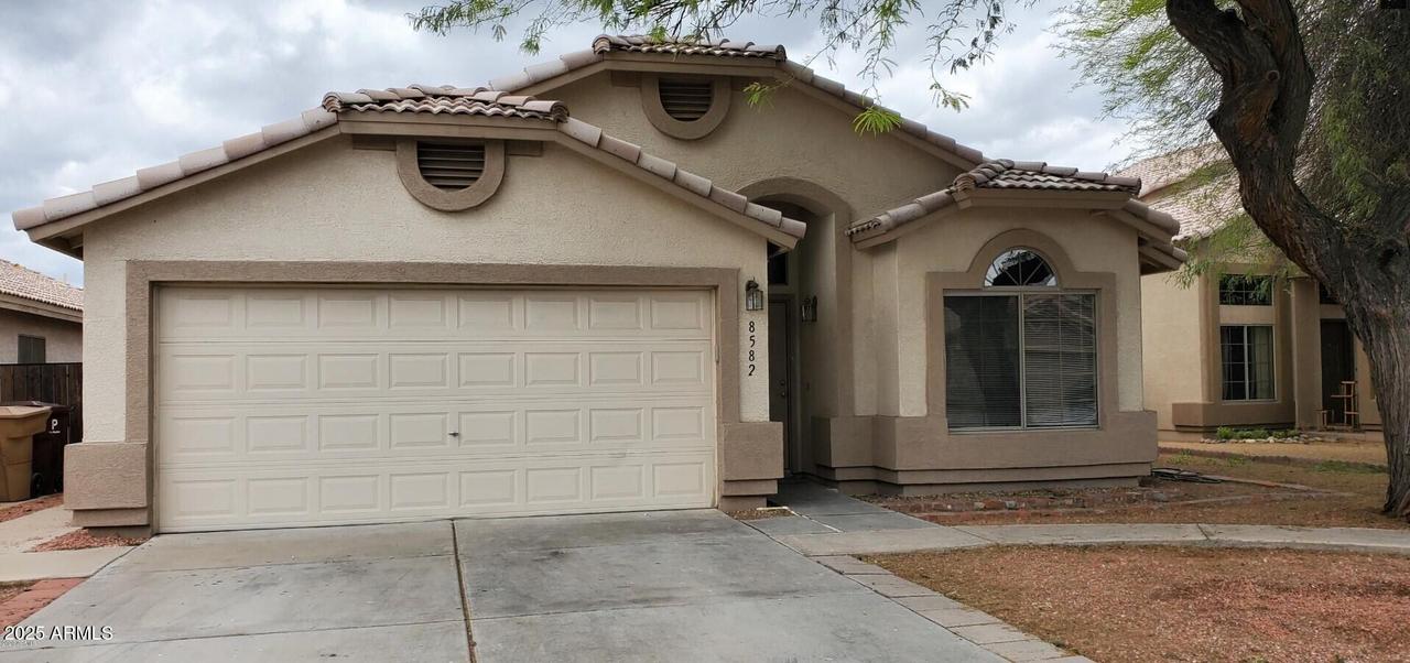 8582 W Rue De Lamour St., Peoria, AZ 85381