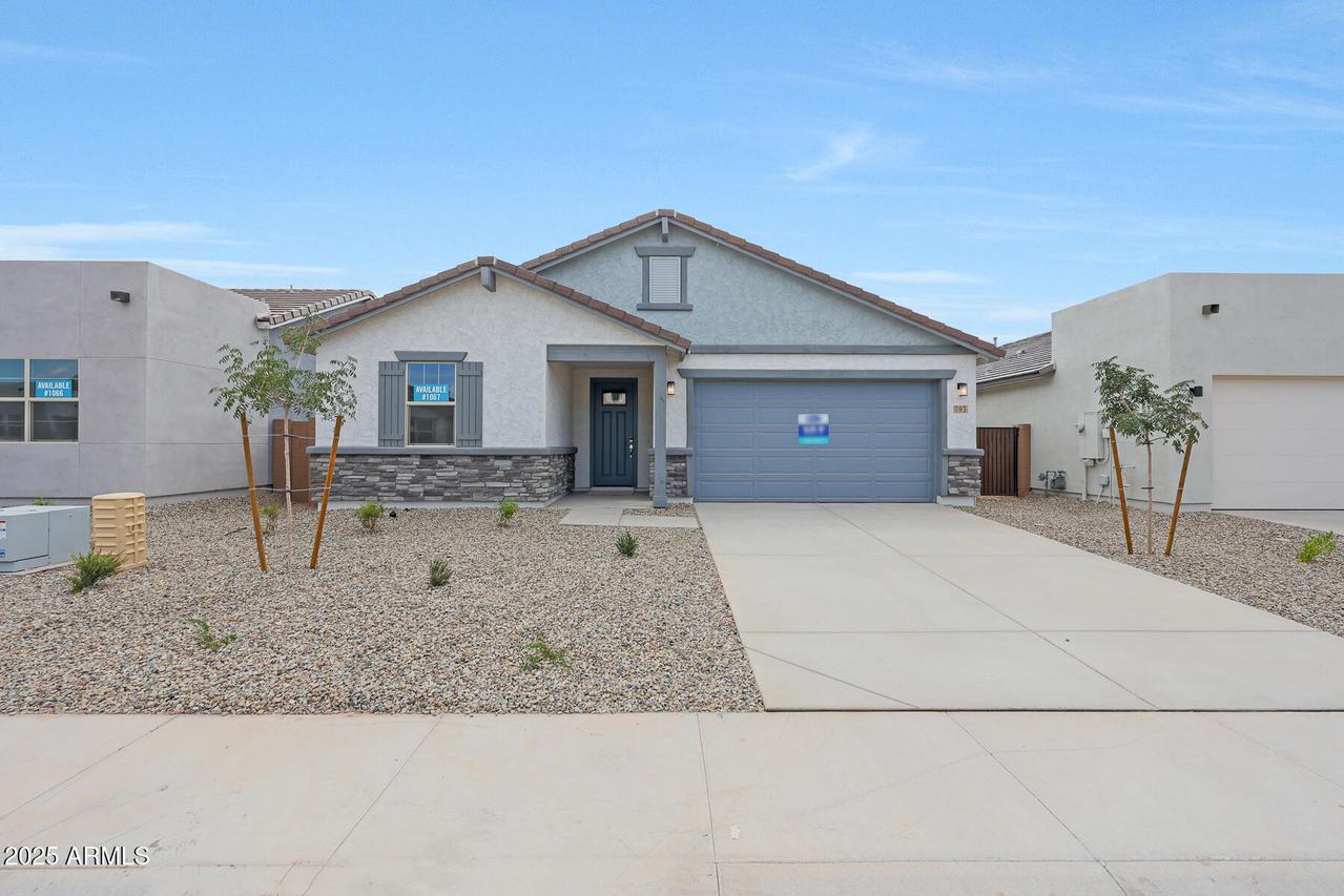 793 W Riparian Dr., San Tan Valley, AZ 85140