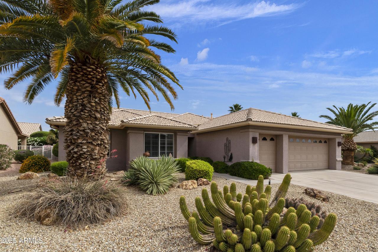 9312 E Champagne Dr., Sun Lakes, AZ 85248