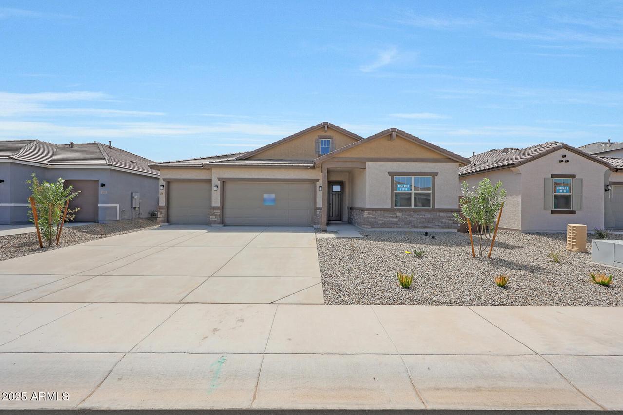 281 W Flax Dr., San Tan Valley, AZ 85140
