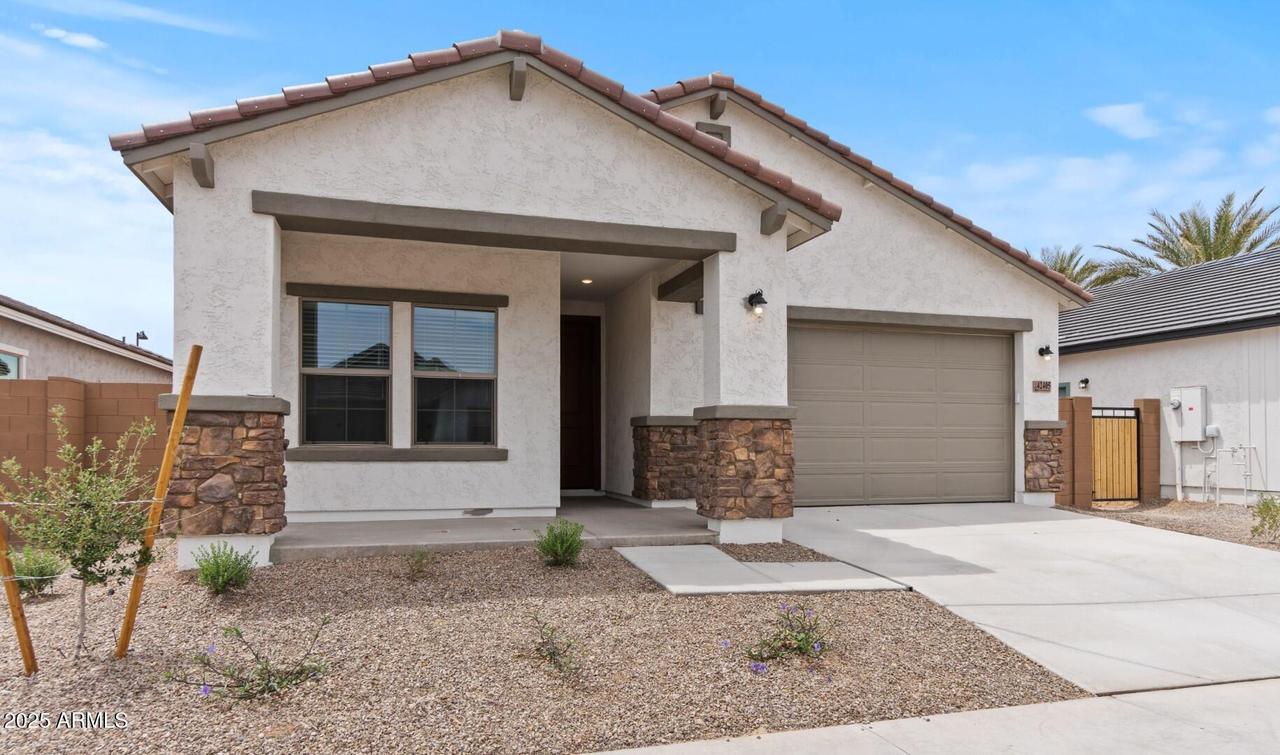 42405 W Peters Dr., Maricopa, AZ 85138