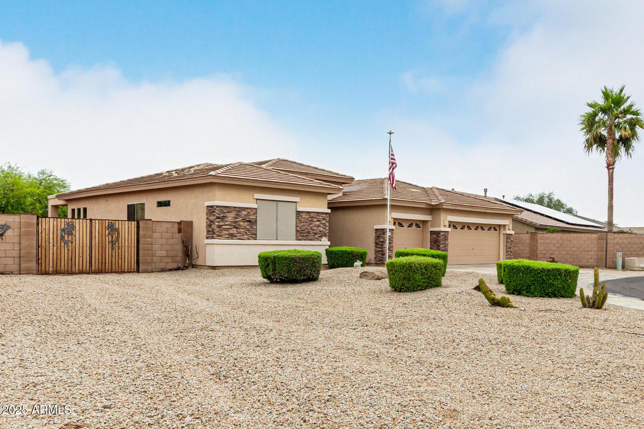 18247 N 168th Cir., Surprise, AZ 85374