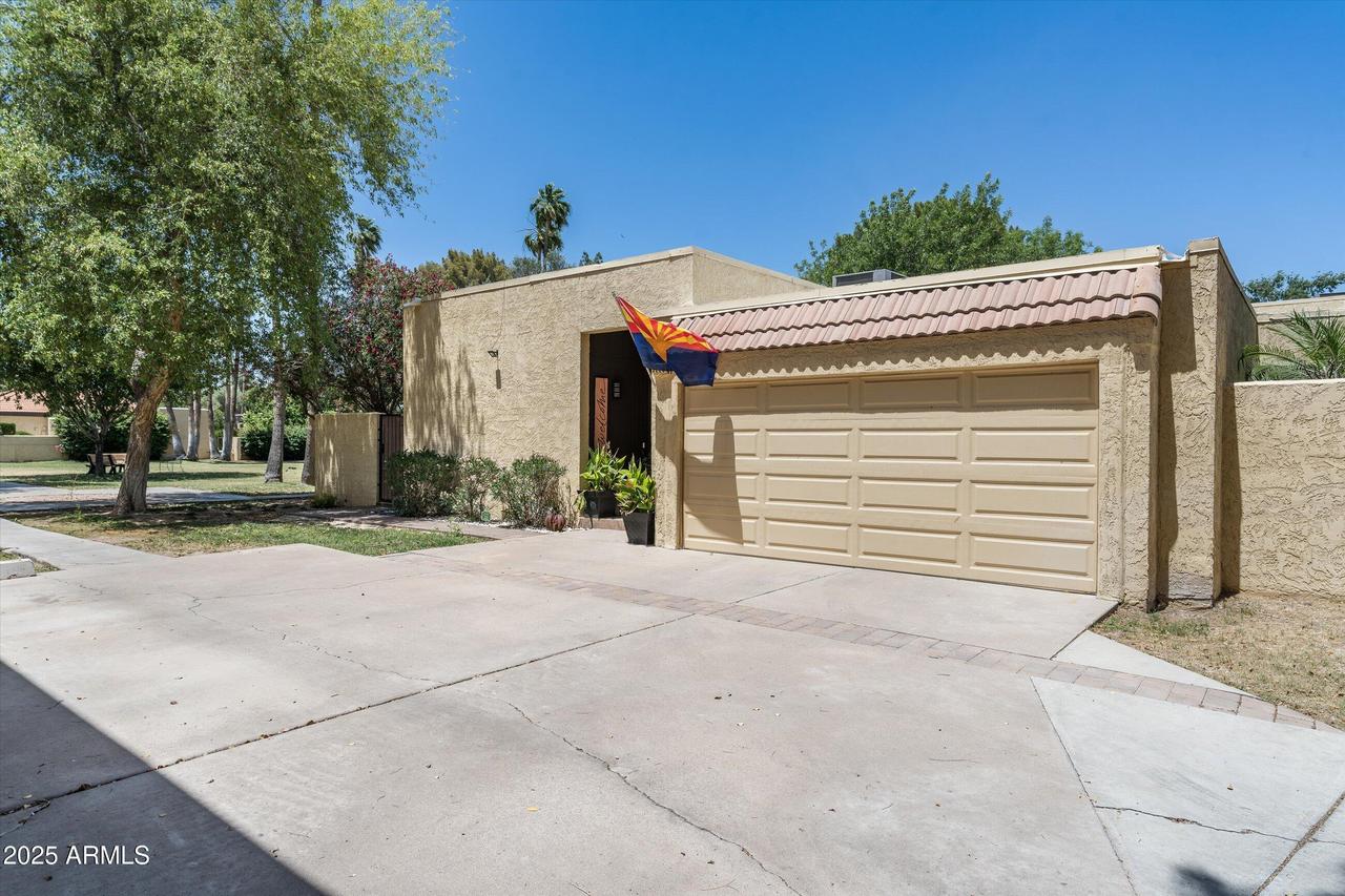 6222 N 21st Dr., Phoenix, AZ 85015