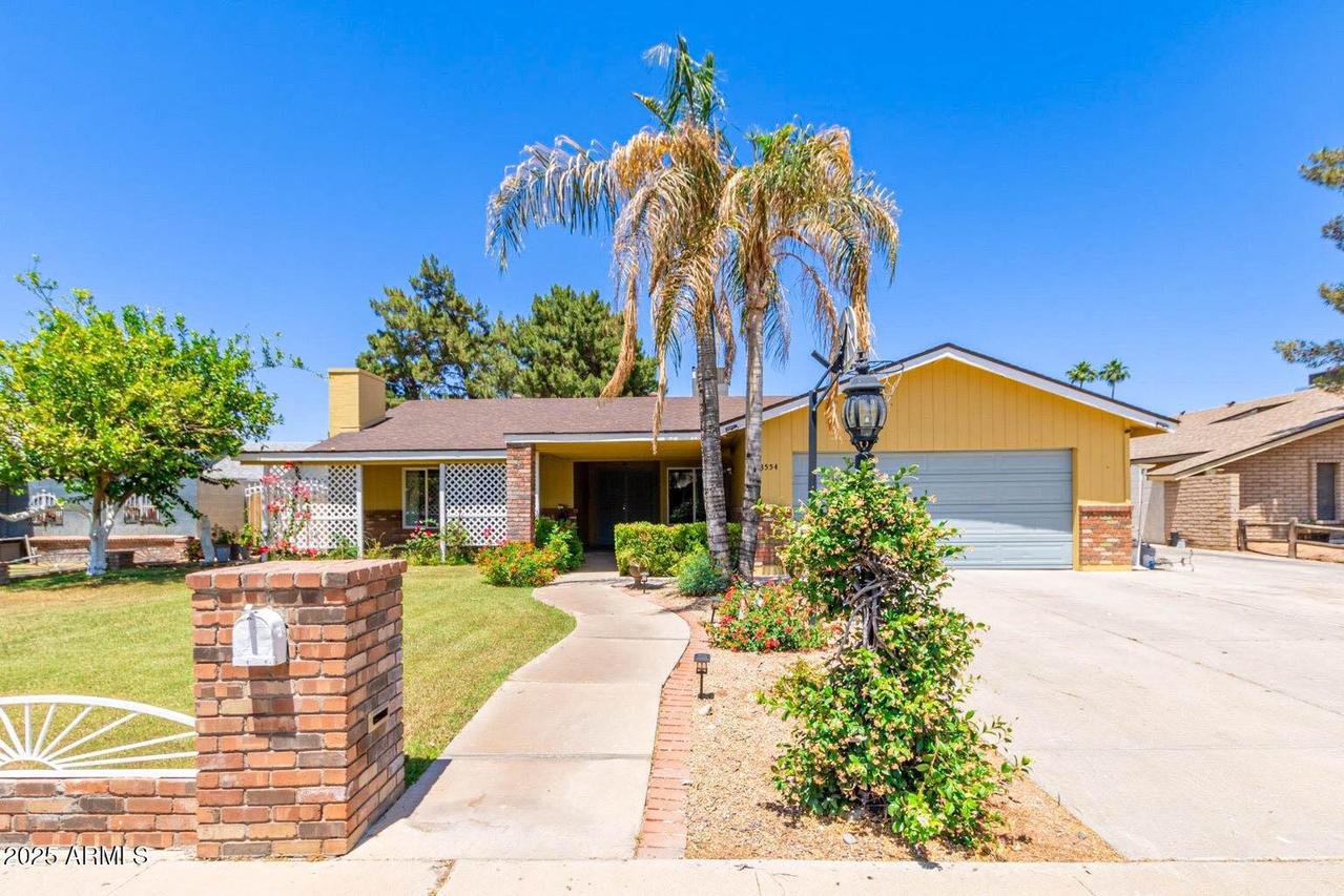 3554 W Aire Libre Ave., Phoenix, AZ 85053