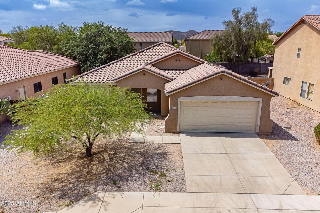 2745 W Sunshine Butte Dr., San Tan Valley, AZ 85144