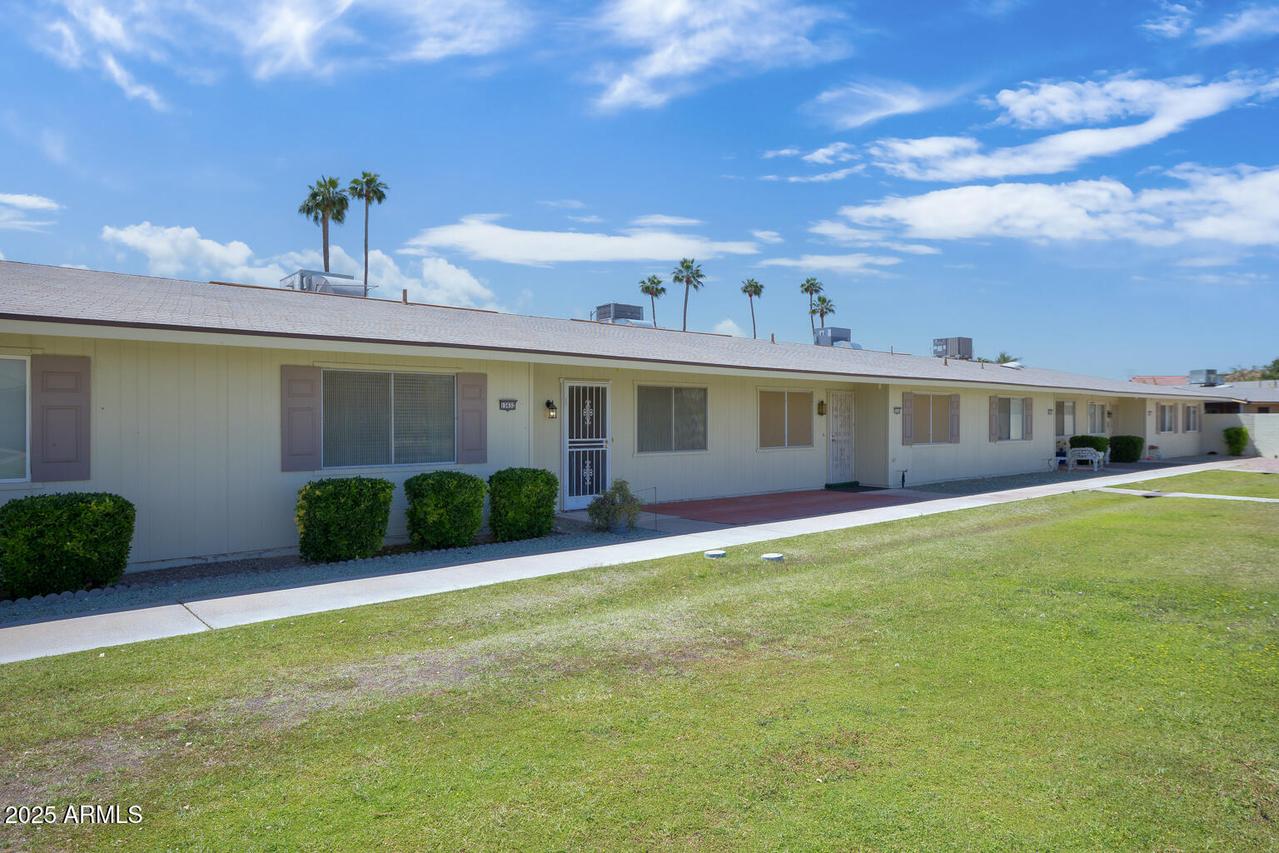 13632 N Silverbell Dr., Sun City, AZ 85351