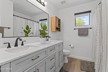 108 E Horseshoe Ave., Gilbert, AZ 85296