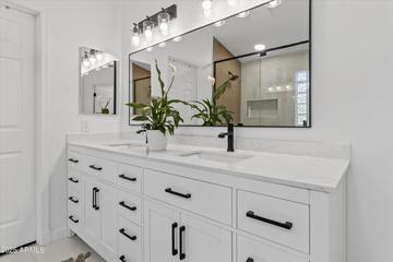 108 E Horseshoe Ave., Gilbert, AZ 85296