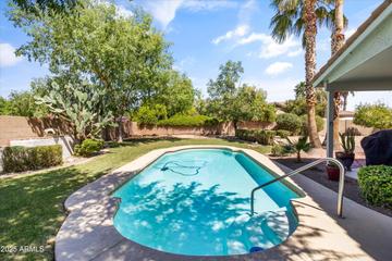 108 E Horseshoe Ave., Gilbert, AZ 85296
