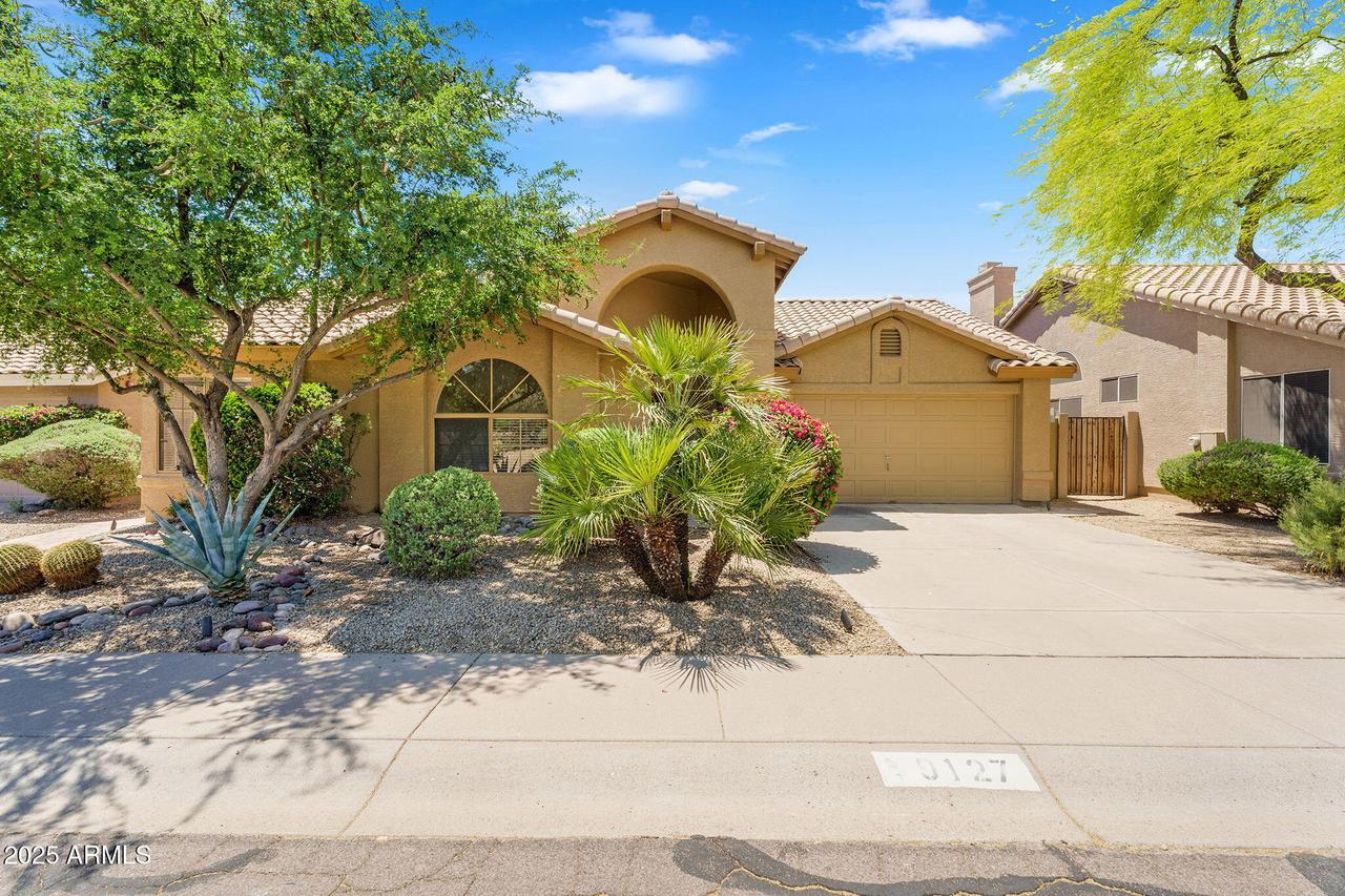 9127 E Siesta Ln., Scottsdale, AZ 85255