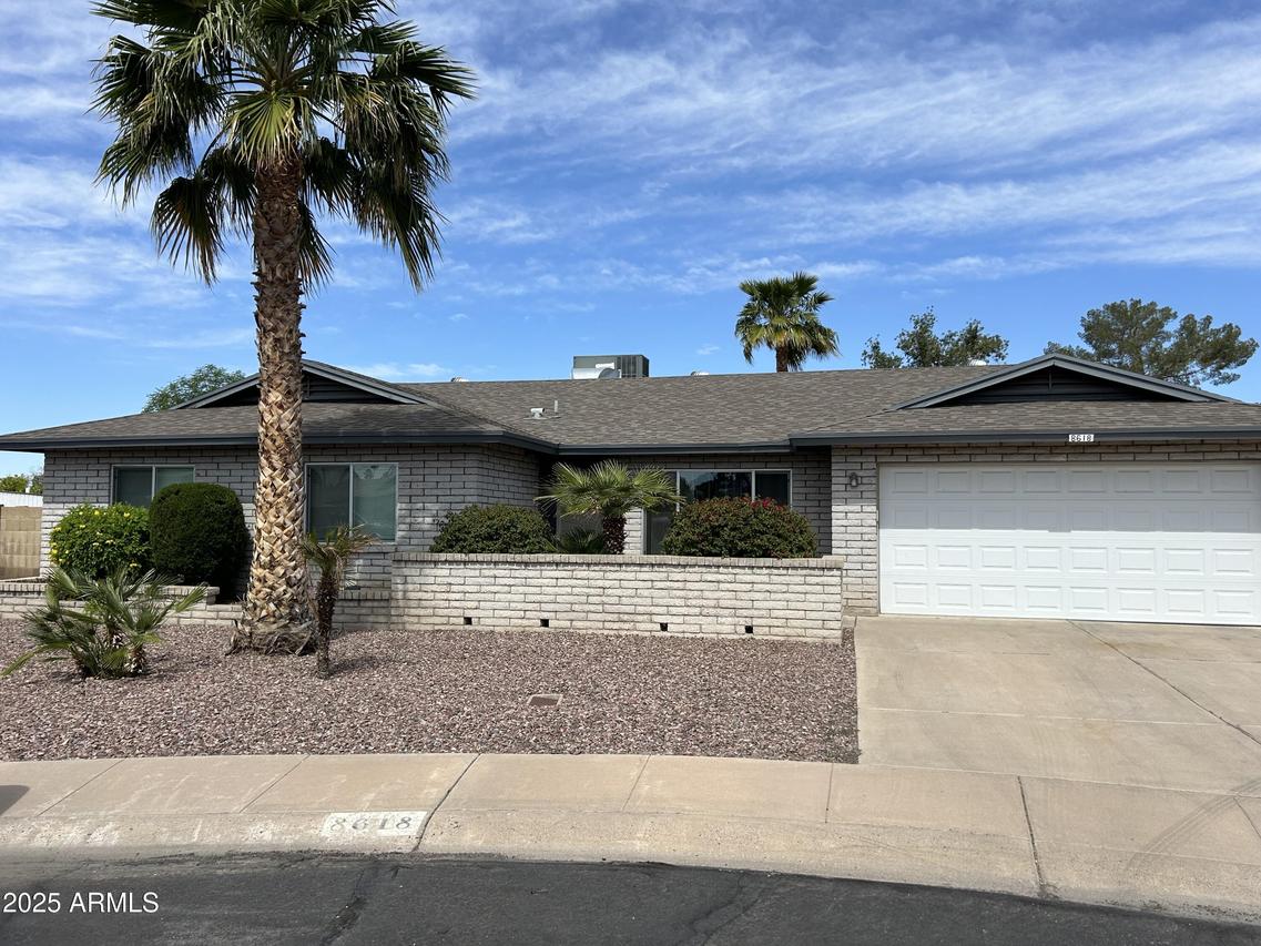 8618 N 45th Dr., Glendale, AZ 85302