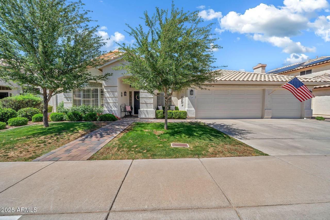 3440 E Topeka Dr., Phoenix, AZ 85050