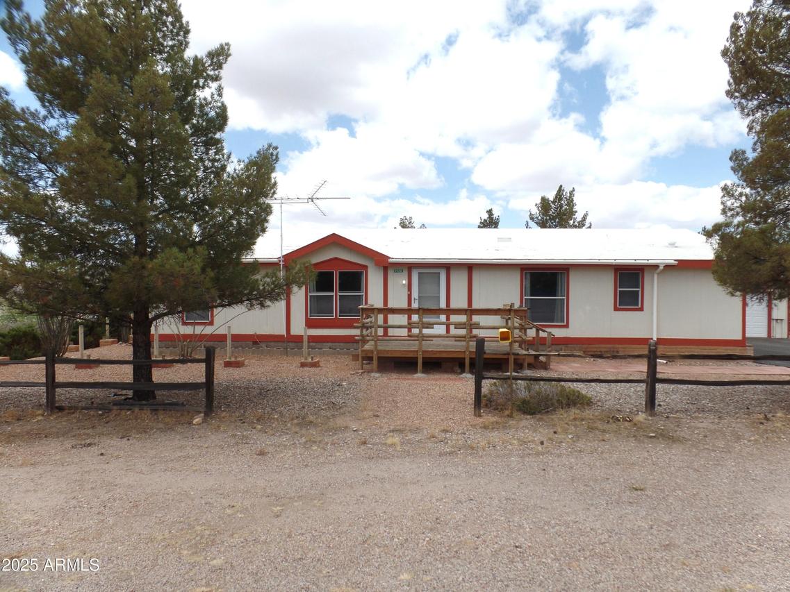 1920 E Cortez Dr., Tombstone, AZ 85638