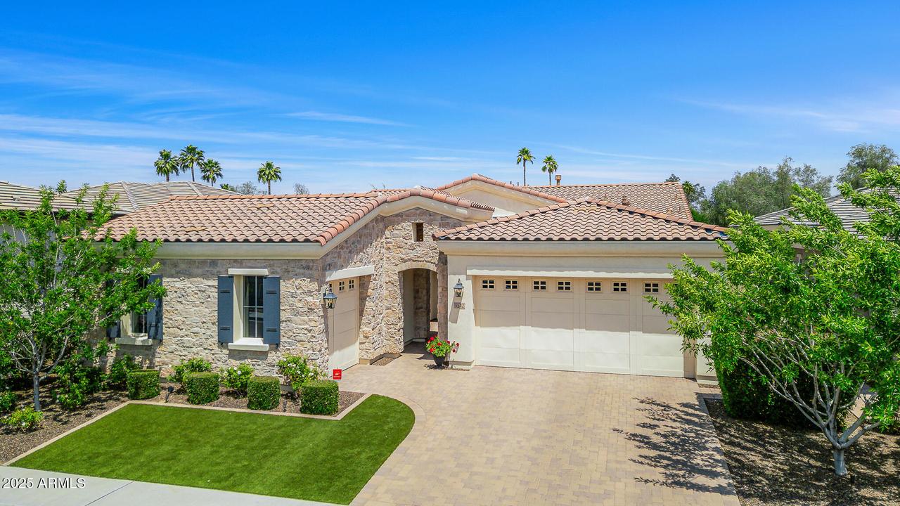 5542 E Alan Ln., Paradise Valley, AZ 85253