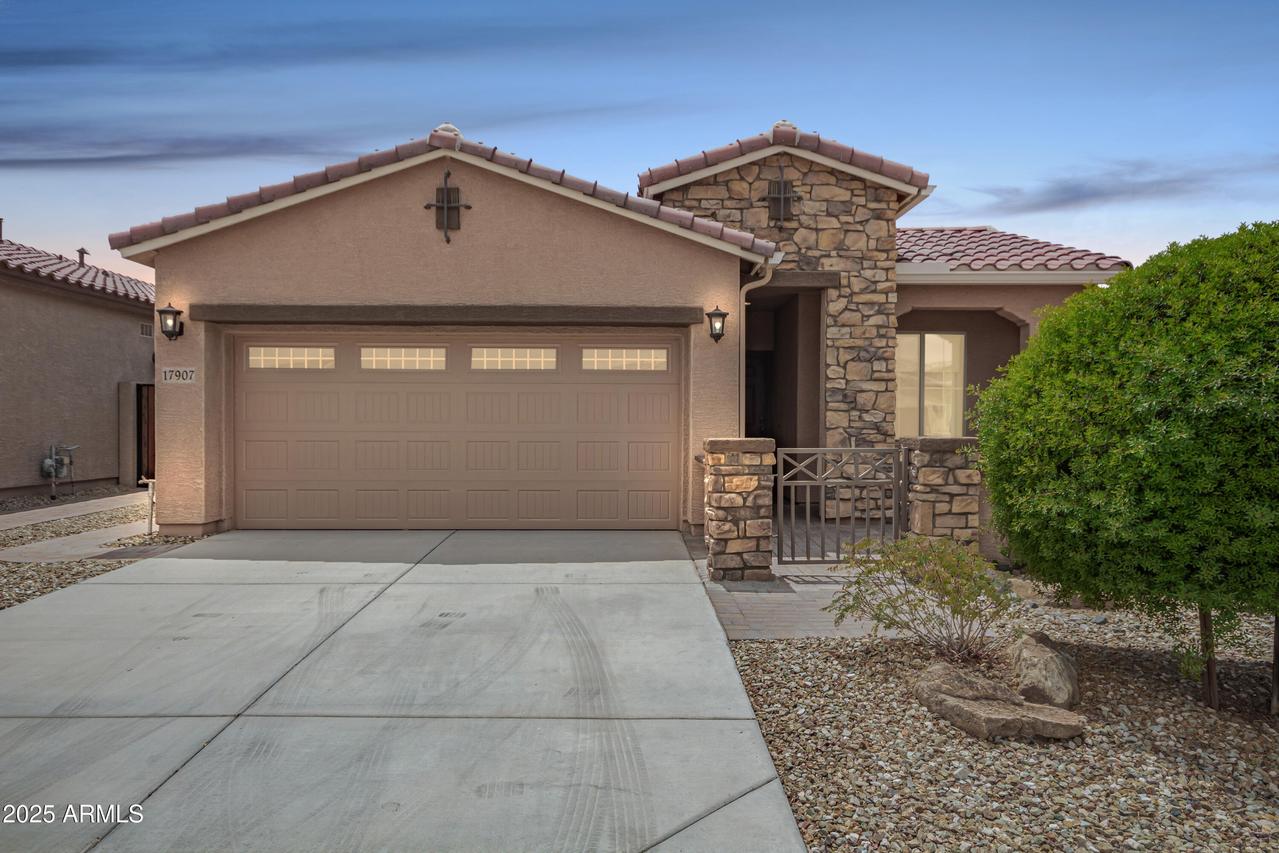 17907 W Cedarwood Ln., Goodyear, AZ 85338