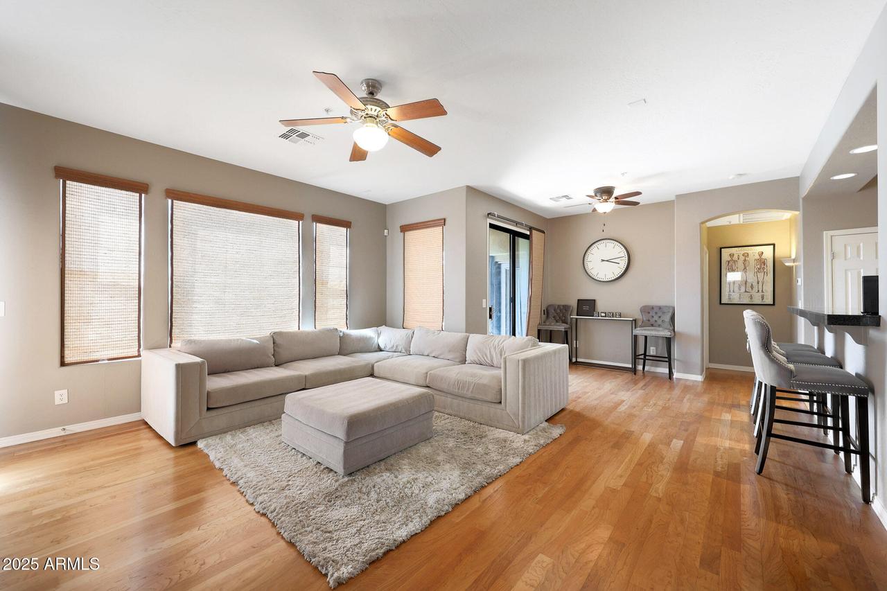 16600 N Thompson Peak Pkwy. #2006, Scottsdale, AZ 85260