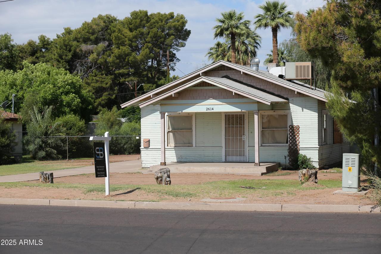 2614 N 26th St., Phoenix, AZ 85008