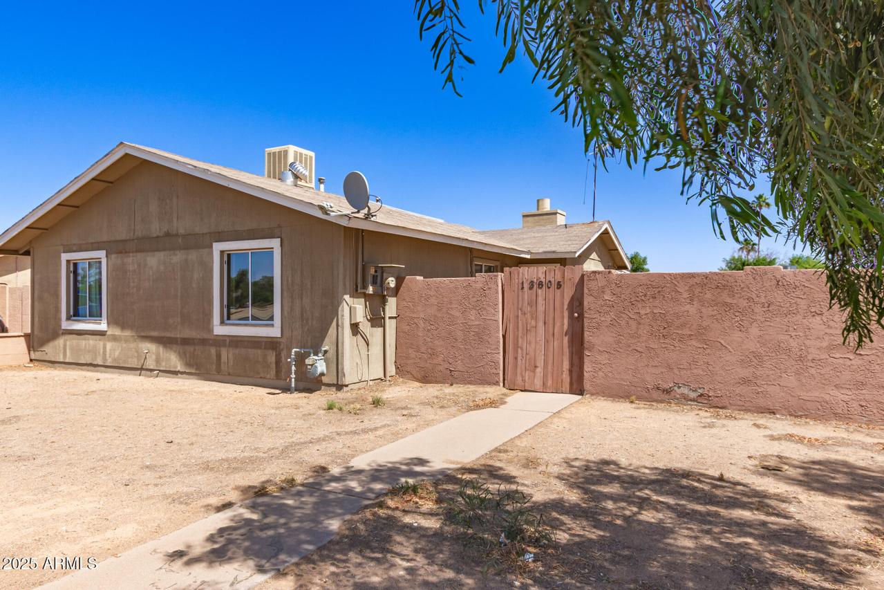 13805 N 48th Ave., Glendale, AZ 85306