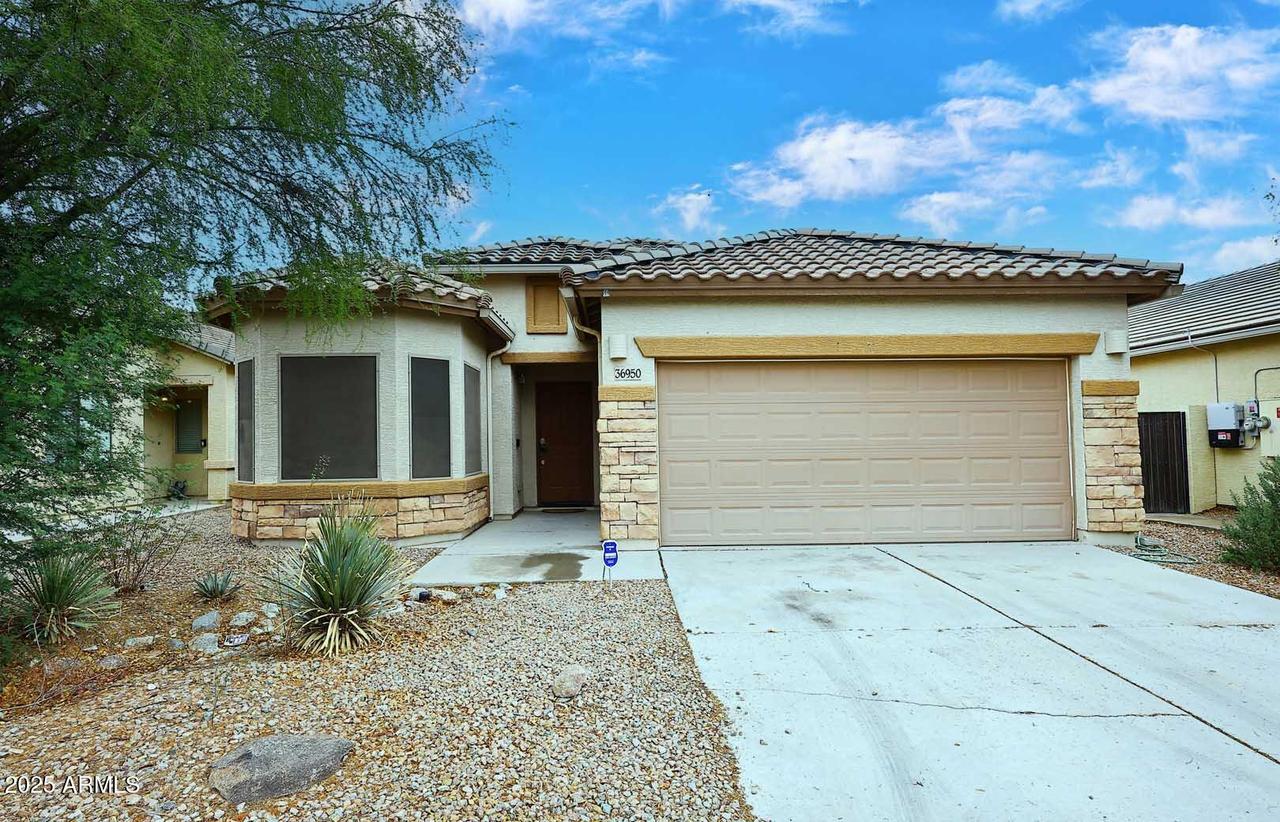 36950 W Mondragone Ln., Maricopa, AZ 85138