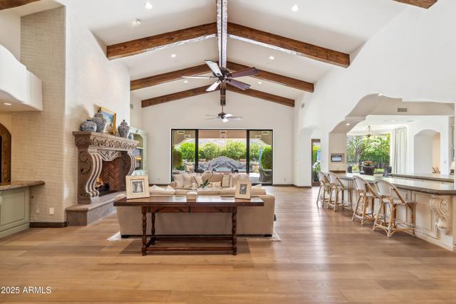New Homes with Master Bedrooms on the 1st Floor in Paradise Valley: May 3rd to May 9th