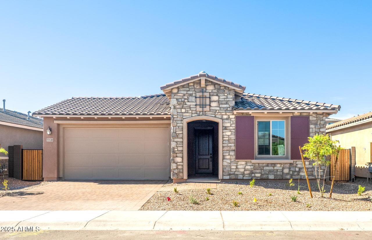 13530 W Copperleaf Ln., Peoria, AZ 85383