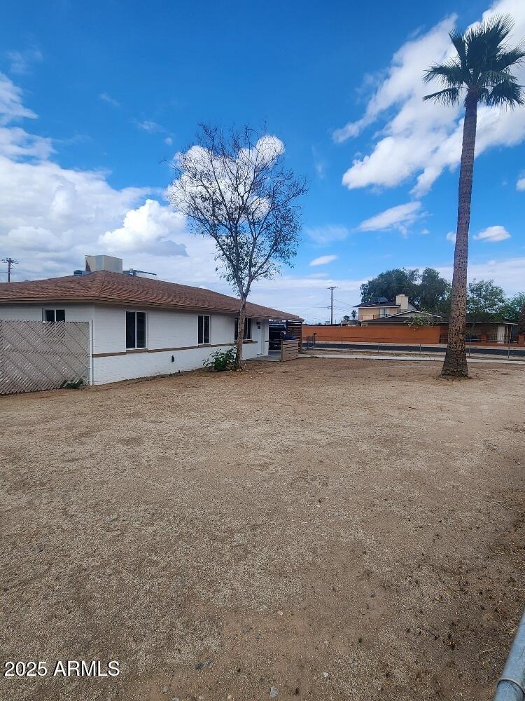 138 E Monte Way, Phoenix, AZ 85042