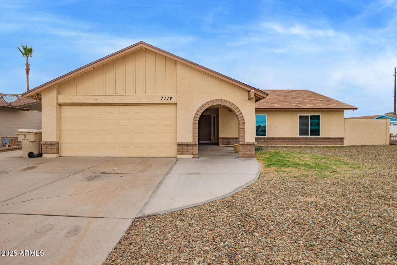 7114 W Oregon Ave., Glendale, AZ 85303