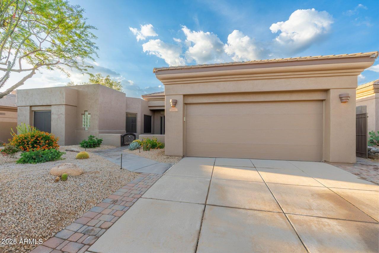 6996 E Mighty Saguaro Way, Scottsdale, AZ 85266
