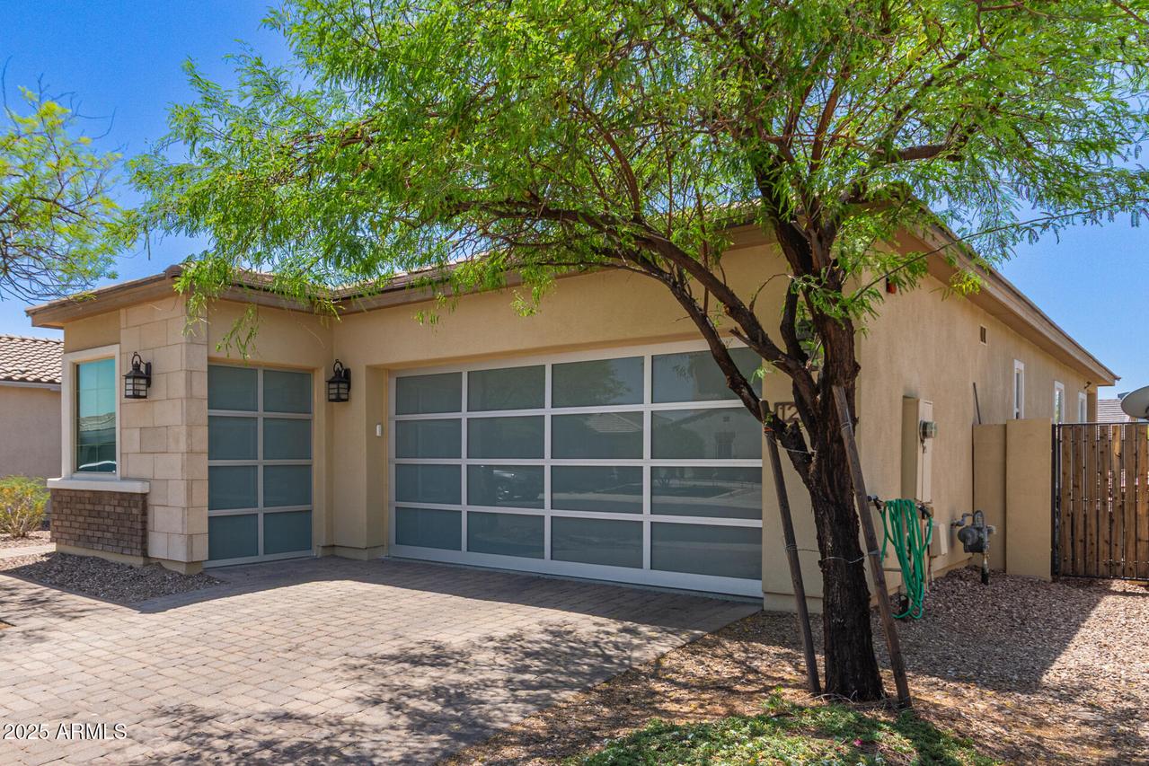 12083 W Peak View Rd., Peoria, AZ 85383
