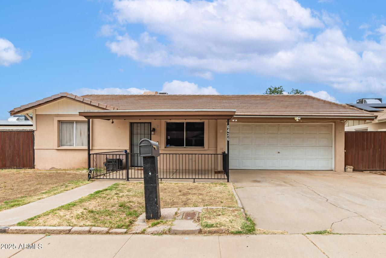 6426 W Lamar Rd., Glendale, AZ 85301