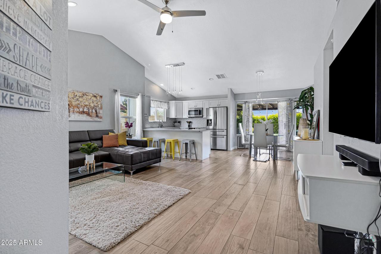 20822 N 34th Dr., Phoenix, AZ 85027