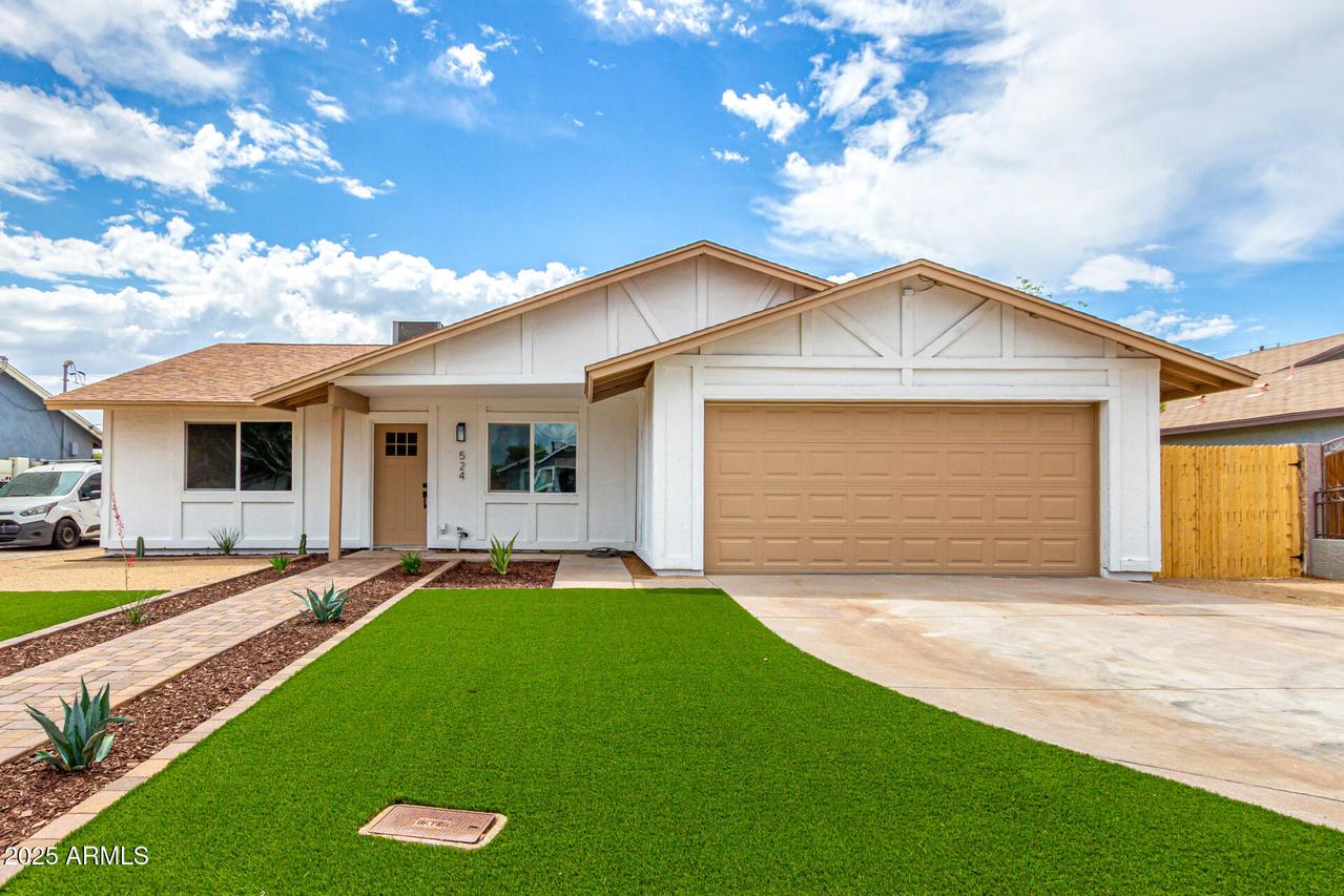 524 S Pioneer, Mesa, AZ 85204