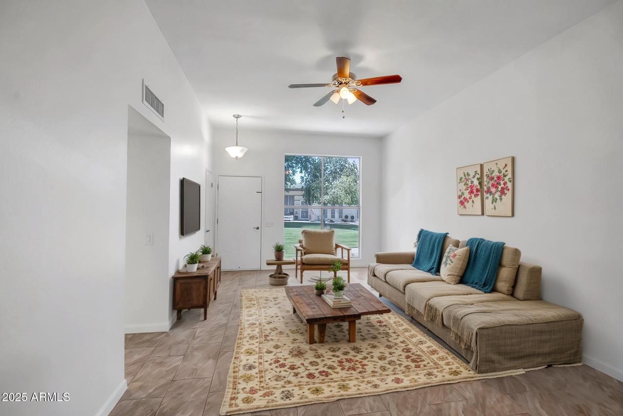 13424 N Emberwood Dr., Sun City, AZ 85351