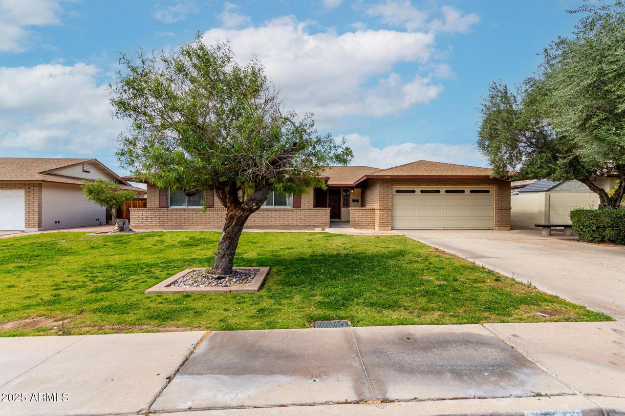 1062 E Watson Dr., Tempe, AZ 85283