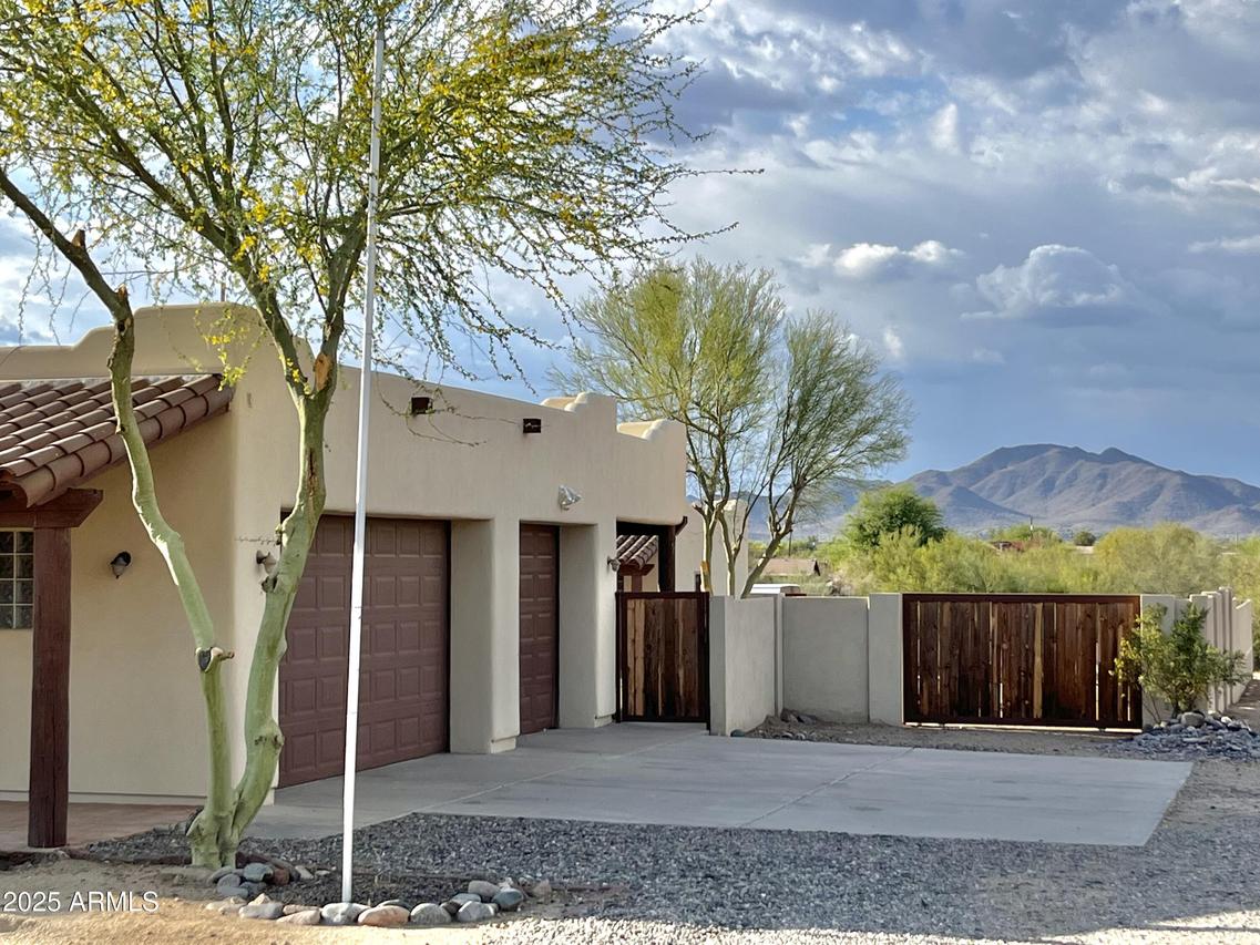 36721 N 17th Ave., Phoenix, AZ 85086