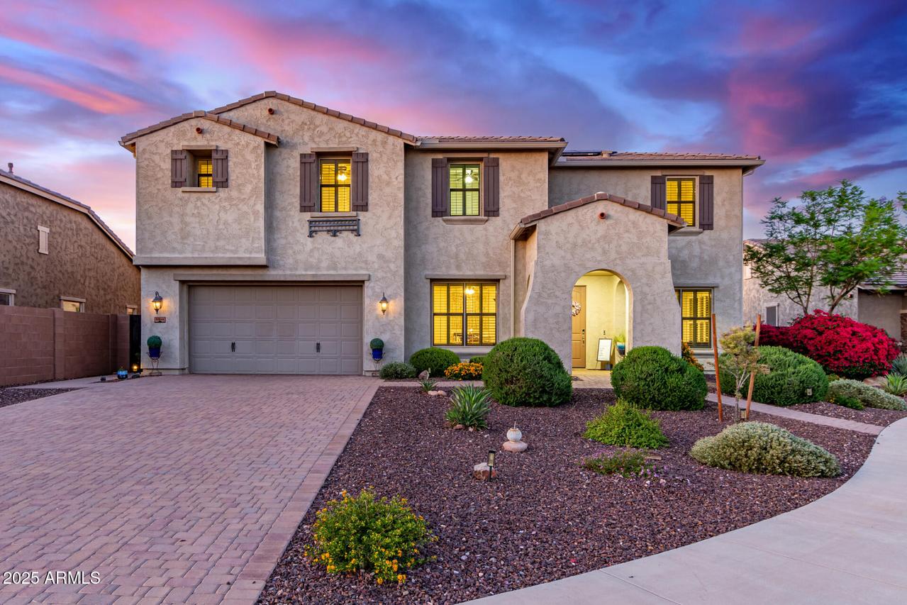11844 W Nadine Way, Peoria, AZ 85383