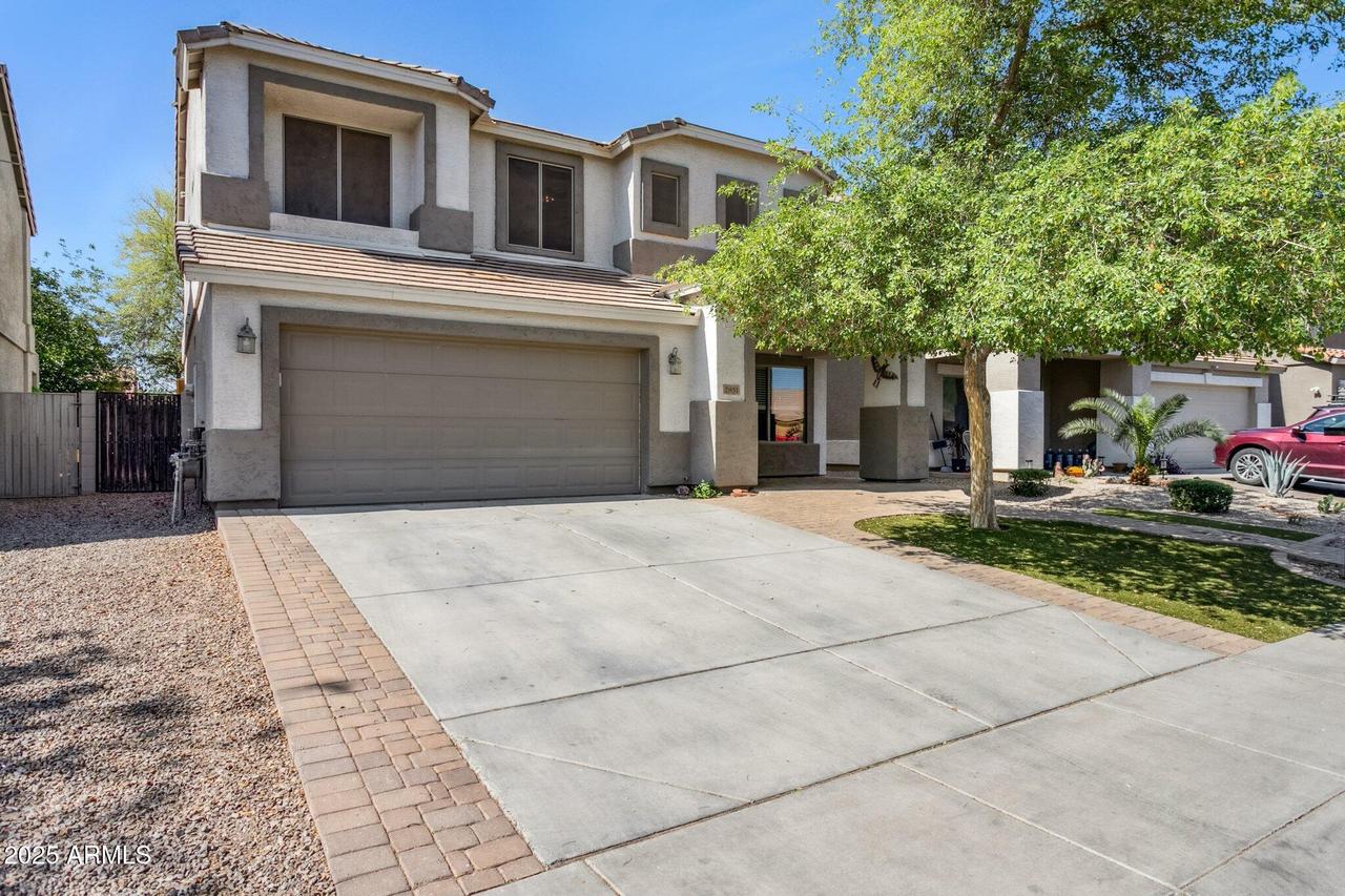 2851 W Gold Dust Ave., San Tan Valley, AZ 85144