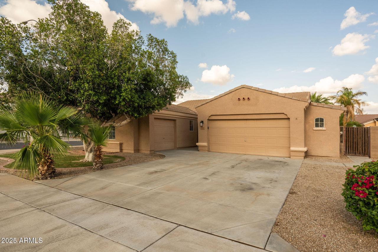 3047 S Chatsworth Cir., Mesa, AZ 85212